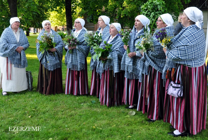 Праздник летнего солнцестояния в Дагде