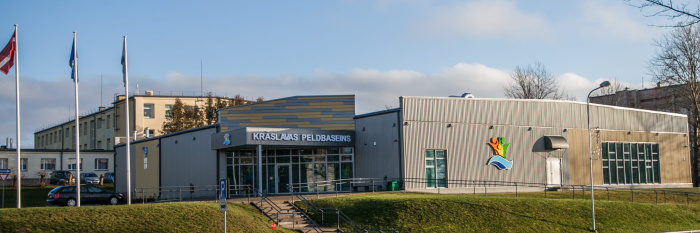 Peldbaseins paaugstina dzīves līmeni novadā