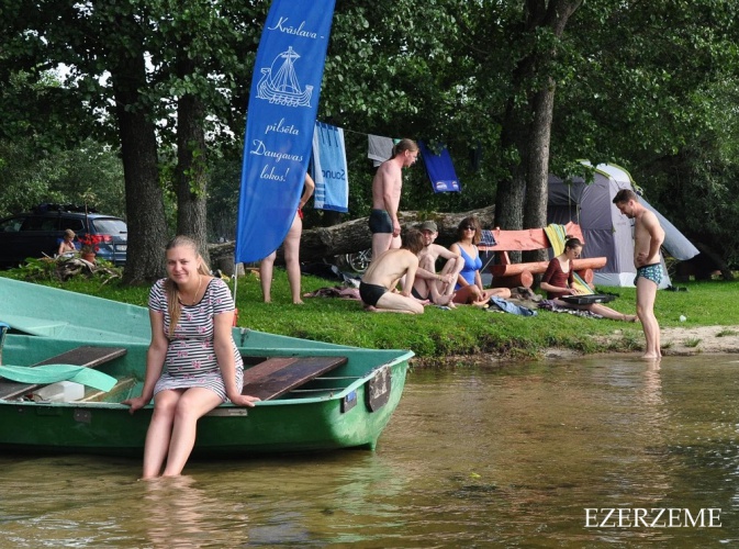 Muzikants, fotogrāfs, bitenieks, šoferis…
