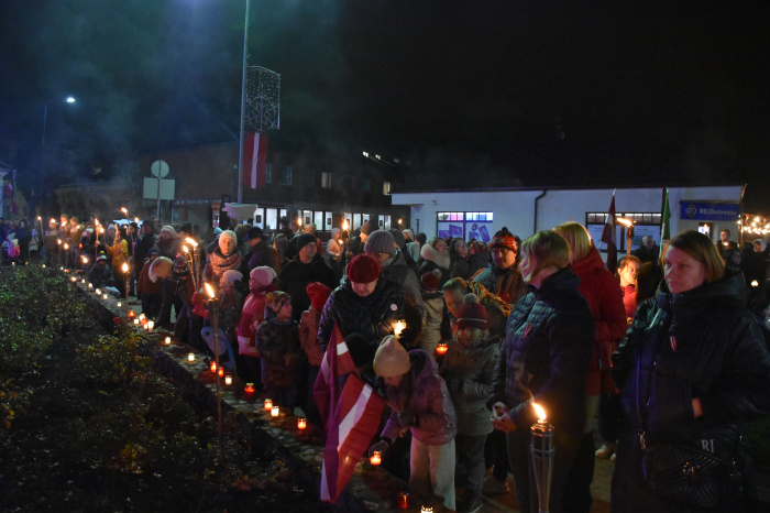 Svētku gājiens par godu Lāčplēša dienai