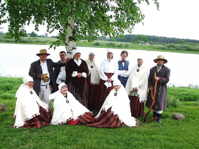 Dzīšmu svātku īskaņu pasuocīnī Leivuonā. 2008.goda 24.majs.