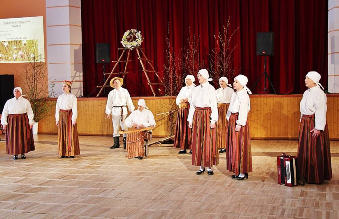 Folklorys kūpu skatē “Pretī Balticai – 2018” Dagdys Tautys nomā. 2017. goda 11 .marts