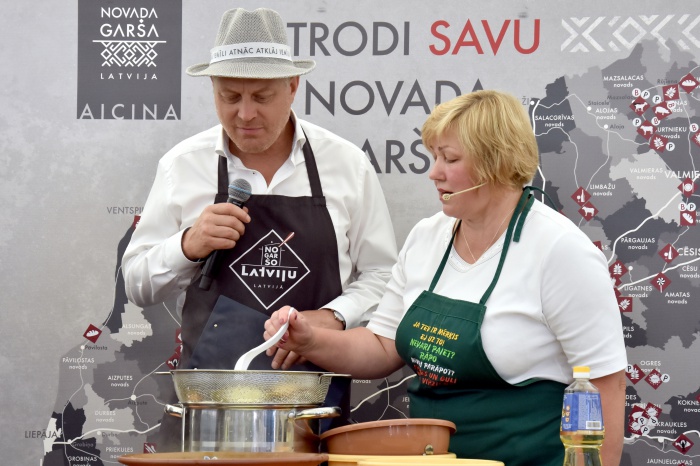 Pilsētas svētki 2019; foto retrospektīva, tējošana, mākslinieku  meistarklase, kulinārijas smalkumi…