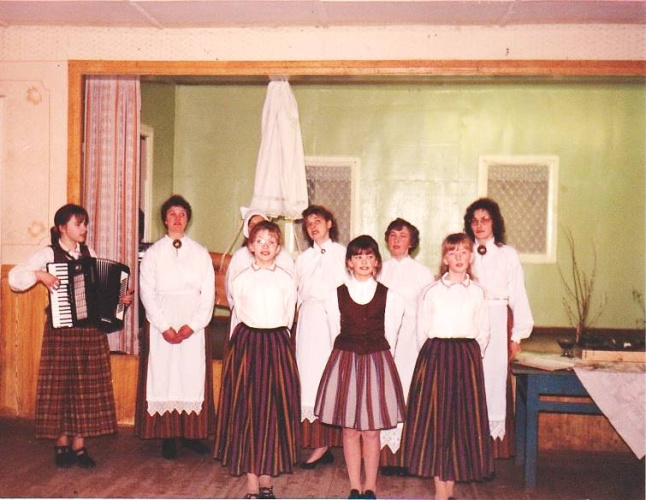 Leldīne Astašovys kulturys nomā. 1998. goda 12. apreļs