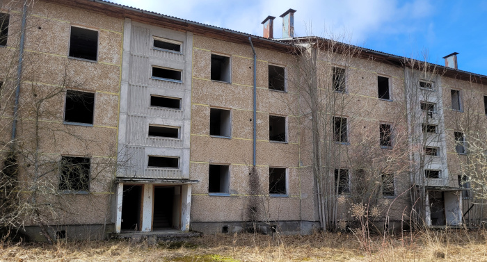 Māja, kurā neviens sen nedzīvo…