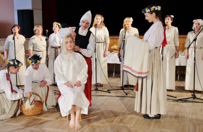 Sastais stuosts. Saimis nūdybynuošona