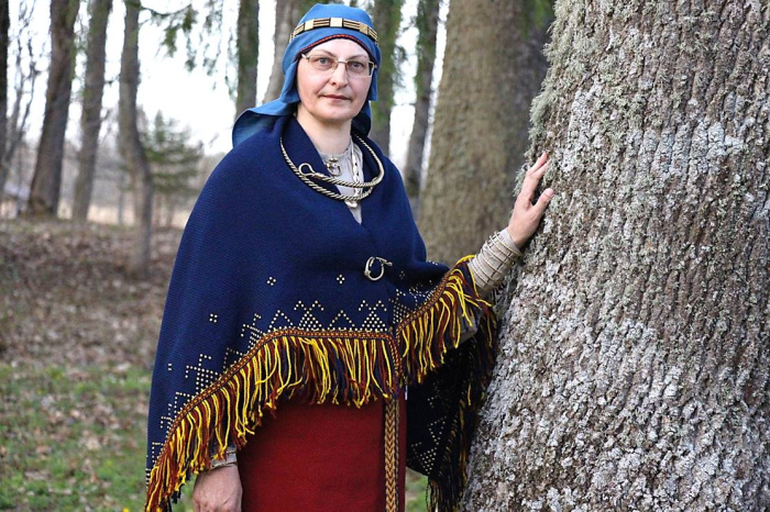 RobeC5BEnieki_Viluma_2.jpg