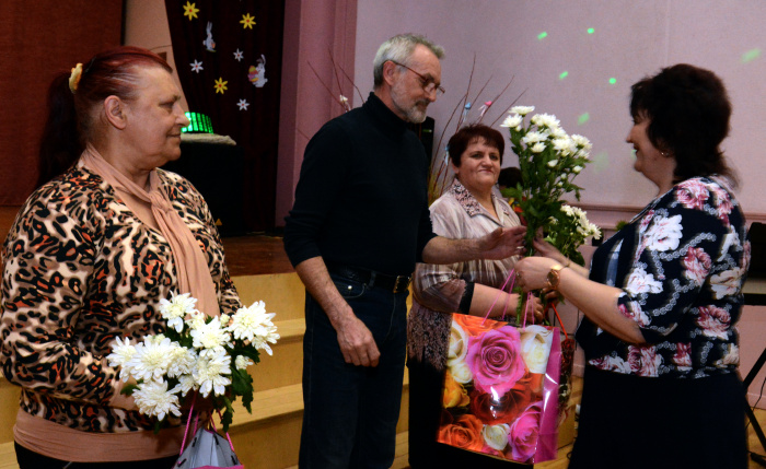 Ne sevis, tautas dēļ!