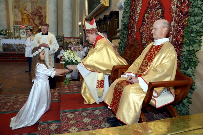 Krāslavas debesu aizbildņa 229. svētki