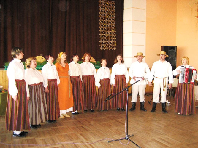 VI Golda dzīšmu i “gveļžu” saītā “Auni kuojas, laksteigola!” Dagdā. 2009. goda 19. apreļs