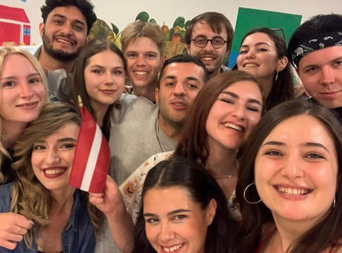 Krimināls, notikumi