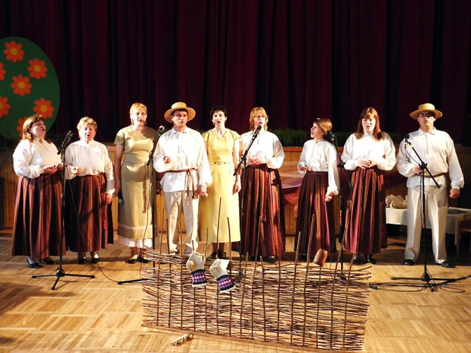 XI Golda dzīšmu i “gveļžu” saītā “Auni kuojas, laksteigola!” Dagdā. 2014. goda 27. apreļs