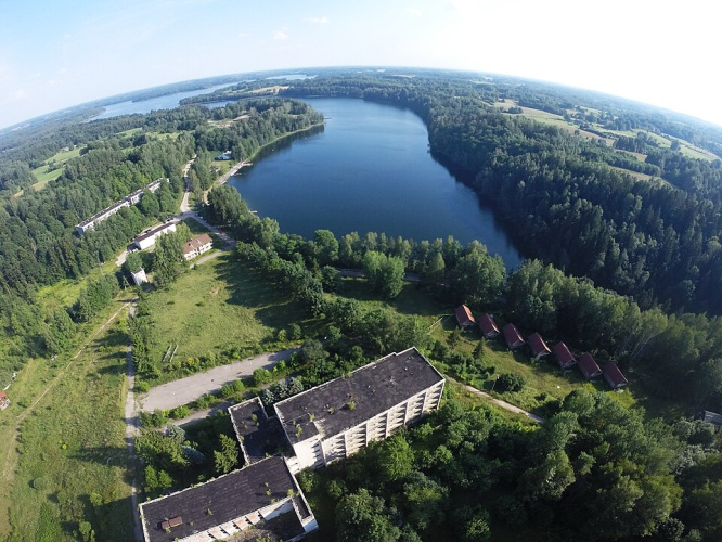 Pa seņču pādim: montuojums i tradicejis Kruoslovys nūvodā: Gruoveri i Kumbuļs